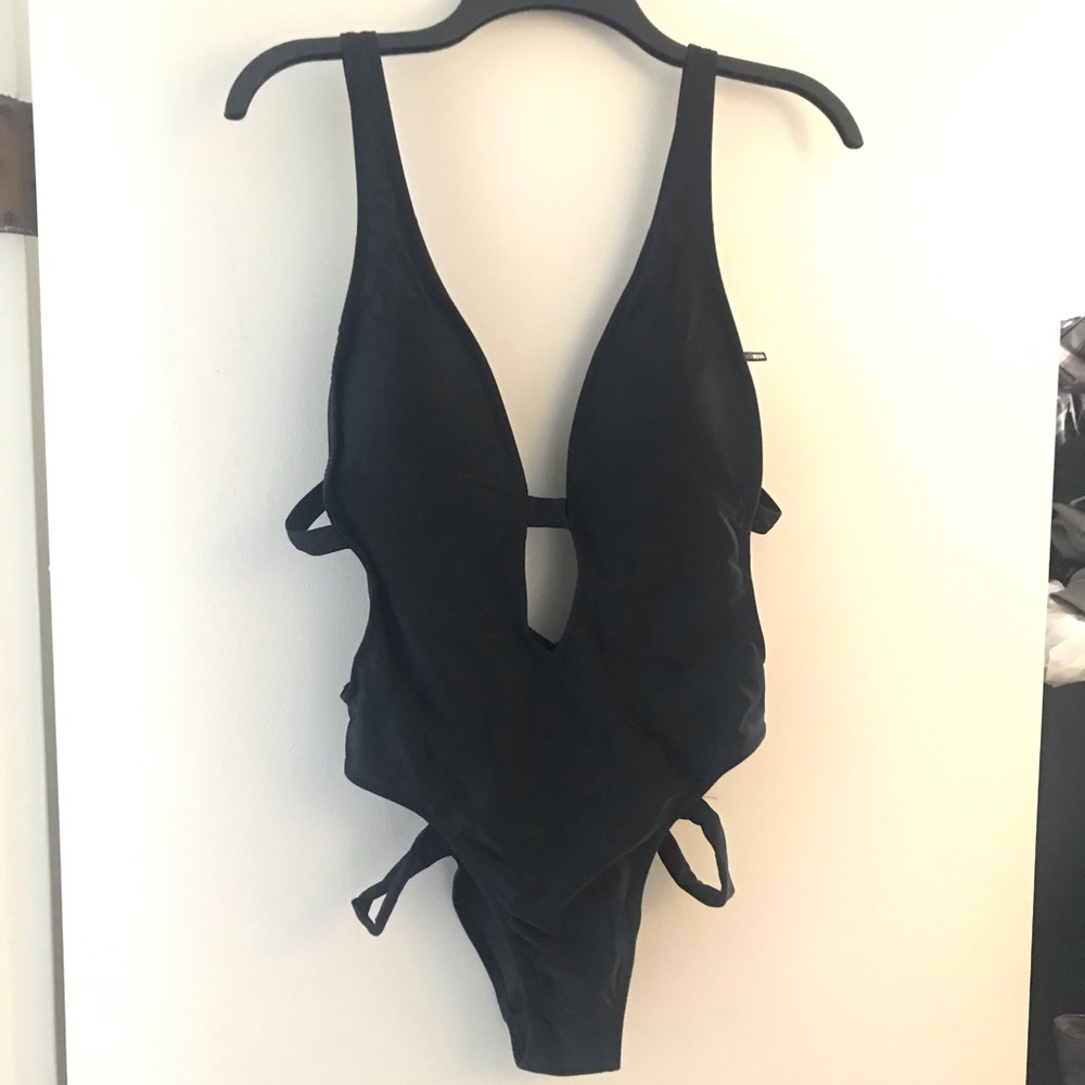 Fashion nova boat party swimsuit